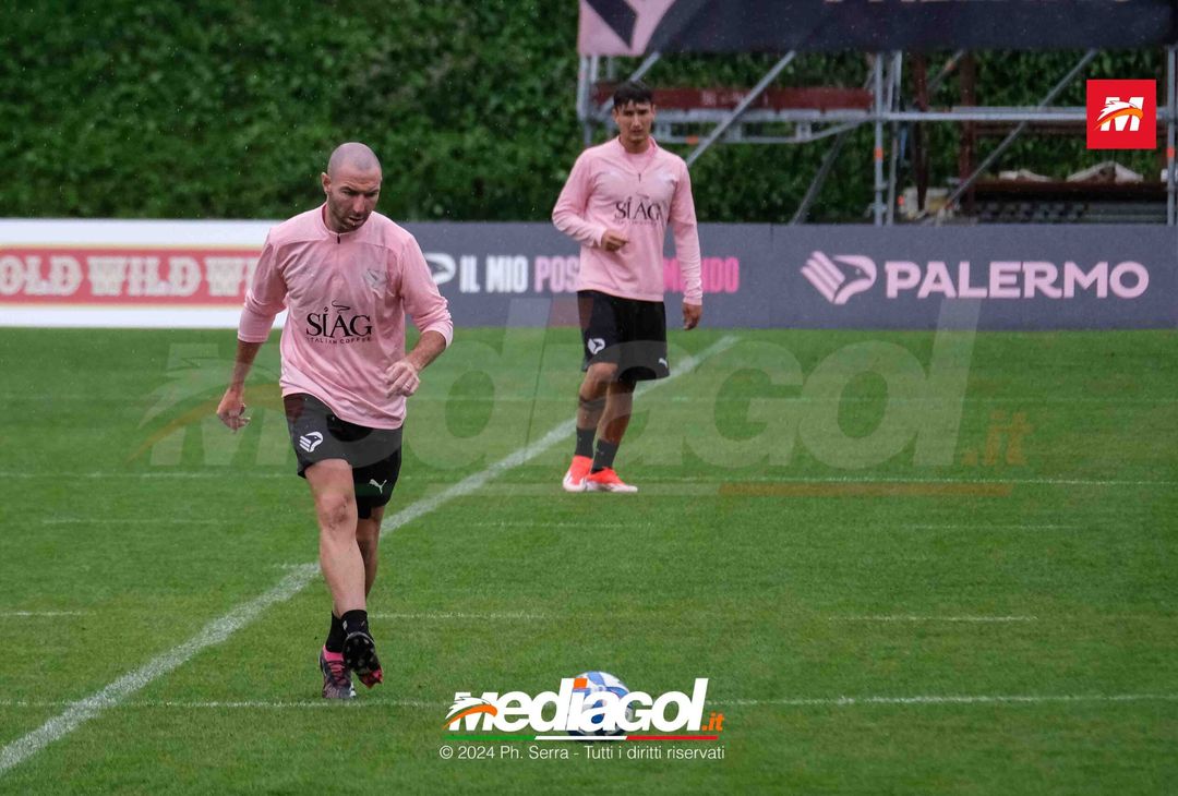 FOTO Ritiro Palermo, seduta mattutina al centro sportivo di Livigno (GALLERY) - immagine 20