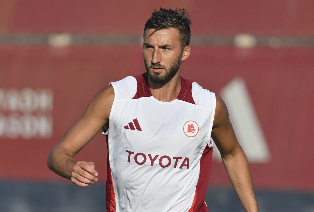 Roma, altro giorno di ritiro: l’allenamento di oggi a Trigoria – FOTO GALLERY - immagine 6