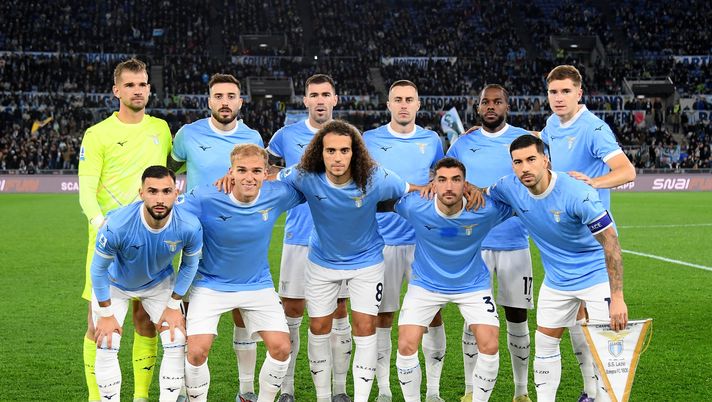 ROME, ITALY - DECEMBER 07: SS Lazio team line up prior the Serie A match between SS Lazio and Bologna FC 1909 at Stadio Olimpico on December 07, 2025 in Rome, Italy. (Photo by Marco Rosi - SS Lazio/Getty Images) Lazio-Bologna