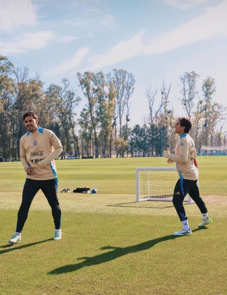 Roma, Dybala prosegue la riabilitazione: con lui anche Paredes – FOTO- immagine 2