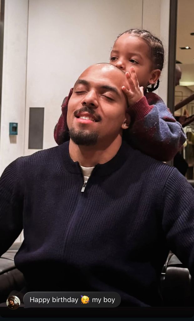Malen, il tenero scatto per festeggiare il compleanno del figlio Adonis – FOTO- immagine 2