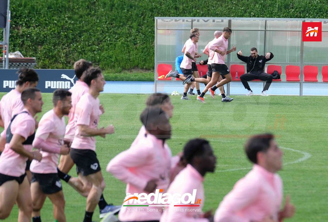 FOTO Ritiro Palermo, seduta mattutina ad Aquagranda (GALLERY) - immagine 23