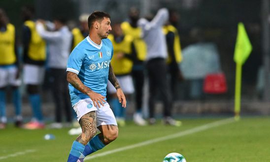 CASTEL DI SANGRO, ITALY - AUGUST 03: Matteo Politano of SSC Napoli in action during the pre-season friendly match between Napoli and Stade Brestois 29 at Stadio Teofilo Patini on August 03, 2025 in Castel di Sangro, Italy. (Photo by Giuseppe Bellini/Getty Images)