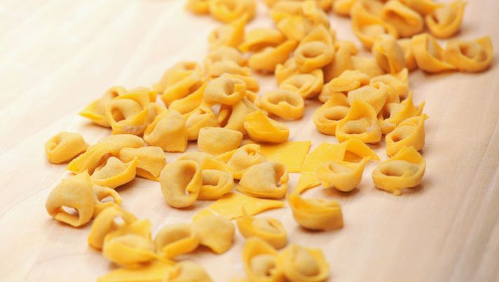BOLOGNA, ITALY - DECEMBER 16: The 'Il Tortellino' show cooking event general view at FICO Agri-Food Park on December 16, 2018 in Bologna, Italy. (Photo by Roberto Serra/Iguana Press/Getty Images) La Ricchezza Culturale di Bologna: Tradizione e Innovazione - immagine 1