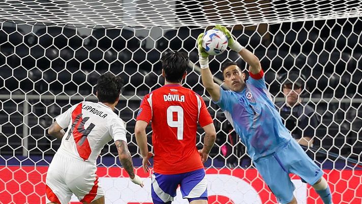 Cile, Claudio Bravo batte il record di longevità della Copa América - immagine 1