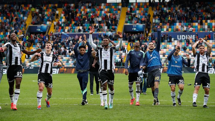 L'esultanza dei giocatori bianconeri al termine di Udinese-Lecce 1-0 (Serie A 2024-2025) | News (Getty Images) Udinese-Lecce 1-0 Serie A 2024-2025