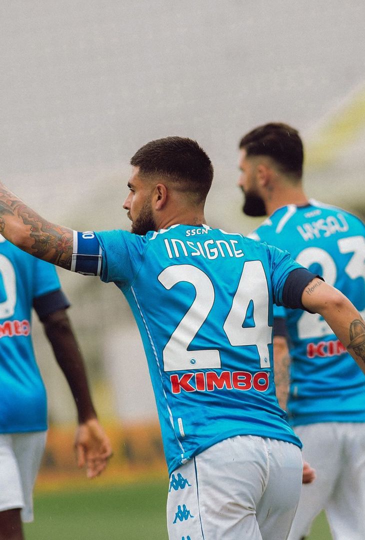 Il club azzurro ha pubblicato le istantanee più belle degli ultimi Fiorentina-Napoli disputati al Franchi