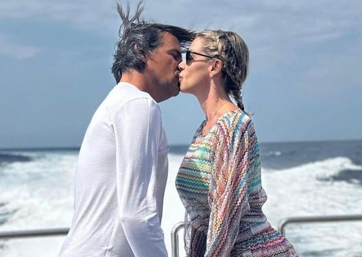 Foto romantica di Simone Inzaghi in vacanza, i tifosi si scatenano: “Mister, quest’anno…”- immagine 2