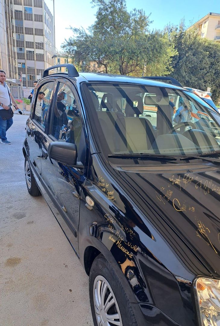 GALLERY La Panda scudettata e autografata: il bellissimo dono di Spalletti - immagine 5