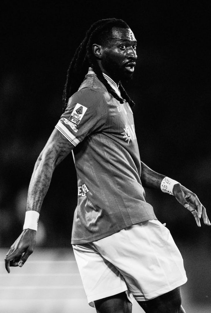 Ritorni, stelle ai i box ed esultanze: i suggestivi scatti di Napoli-Lecce – LE FOTO - immagine 12