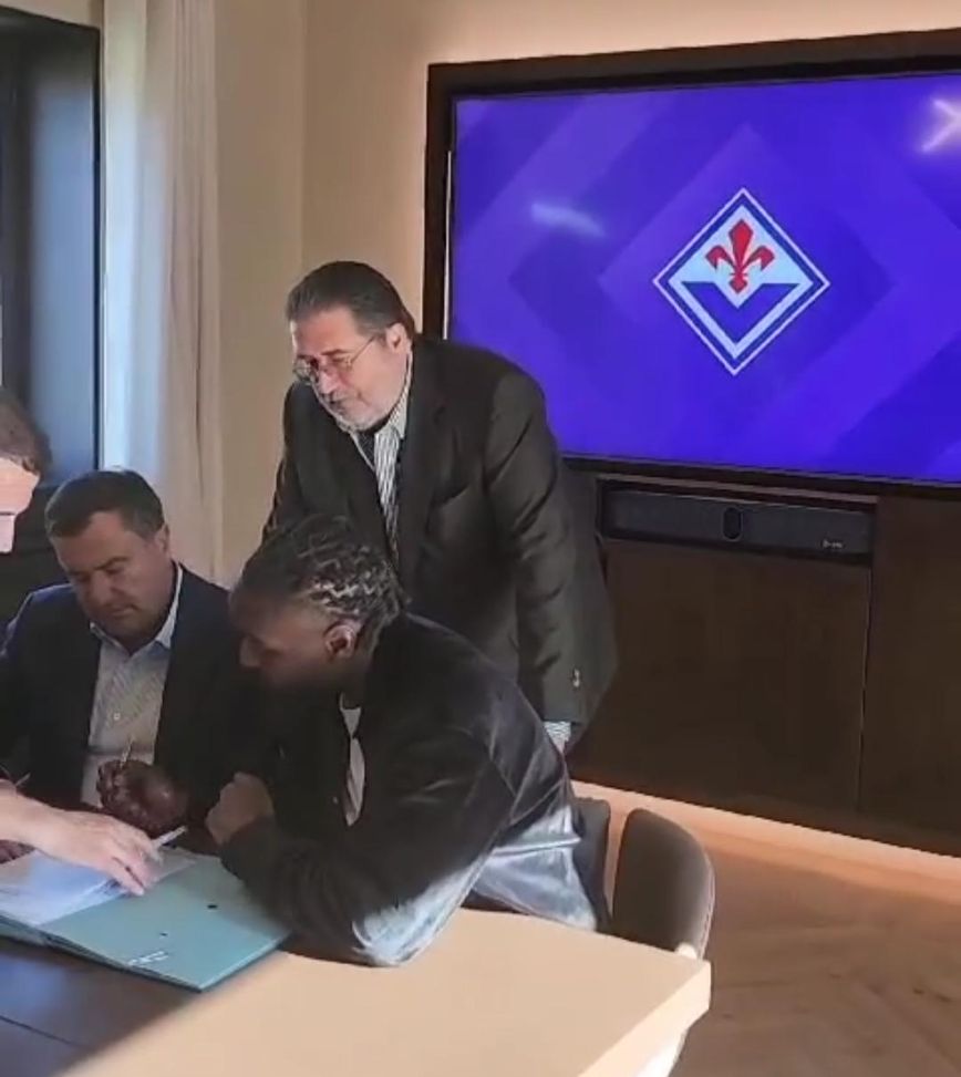 UFFICIALE – Nzola è un nuovo giocatore della Fiorentina: il comunicato e la foto- immagine 2