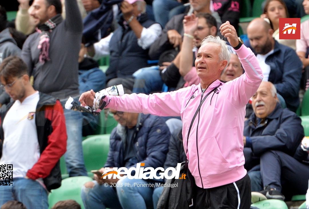 FOTOTIFO Palermo-Cittadella 0-1, gli scatti ai tifosi al “Renzo Barbera” (GALLERY) - immagine 43