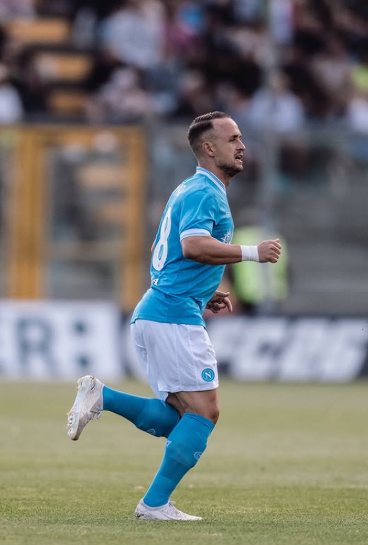 Continua la preparazione del Napoli: gli scatti del match col Brest – LA FOTOGALLERY - immagine 5