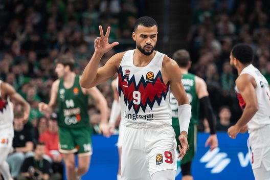 KAUNAS, LITHUANIA - NOVEMBER 25: Timothe Luwawu-Cabarrot, #9 of Baskonia Vitoria-Gasteiz in action during the EuroLeague Regular Season Round 13 match between Zalgiris Kaunas and Kosner Baskonia Vitoria-Gasteiz at Zalgirio Arena on November 25, 2025 in Kaunas, Lithuania. (Photo by Eitvydas Kinaitis/Euroleague Basketball via Getty Images) Dove vedere Real Madrid-Baskonia in TV e streaming gratis- immagine 2
