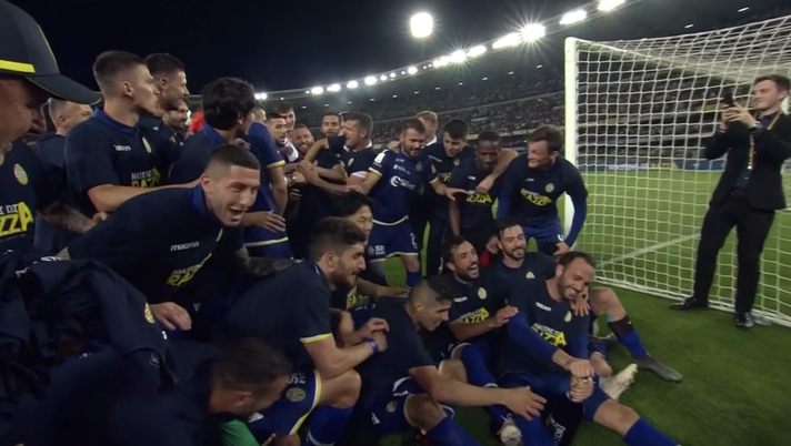 Serie A!!! Il Verona abbatte il Cittadella e acciuffa il sogno. Delirio al Bentegodi - immagine 1