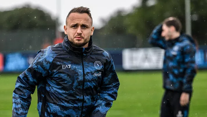 Lobotka infortunio napoli genoa