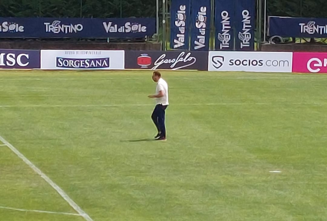 GALLERY Manna parla al telefono al termine dell’allenamento: indizi di mercato? - immagine 4