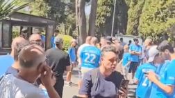 Lukaku in arrivo a Villa Stuart: l’attesa dei numerosi tifosi del Napoli presenti