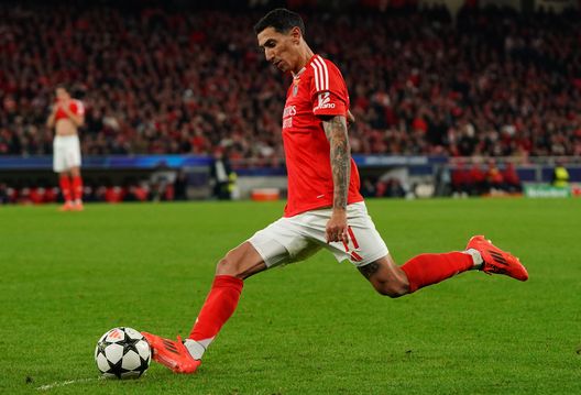 Lisbona, Portogallo - 11 dicembre 2024: Angel Di Maria durante la partita di Champions League contro il Bologna. (Foto di Gualter Fatia/Getty Images) Benfica-Bayern Monaco, dove vedere la partita in diretta tv e streaming live- immagine 2
