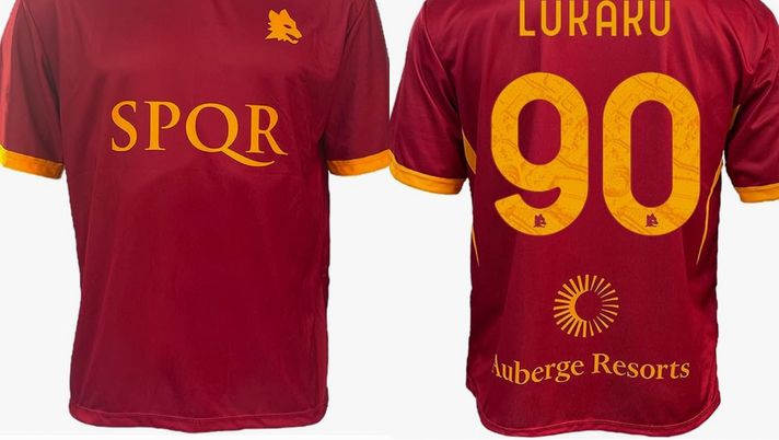 Roma, la maglia replica ufficiale costa quattro volte meno: prezzo e dove acquistarla - immagine 1