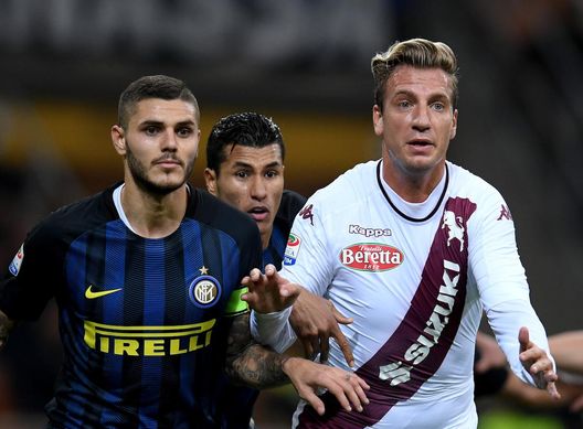 Maxi Lopez stavolta è dalla parte di Icardi: “Wanda insieme a L-Gante? Ha reagito malissimo” Maxi Lopez stavolta è dalla parte di Icardi: “Wanda insieme a L-Gante? Ha reagito malissimo” - immagine 1