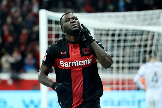 Victor Boniface esulta dopo il gol segnato nella partita tra Bayer 04 Leverkusen e VfL Bochum 1848 alla BayArena, 20 dicembre 2023 in Leverkusen, Germany. (Photo by Christof Koepsel/Getty Images) Boniface