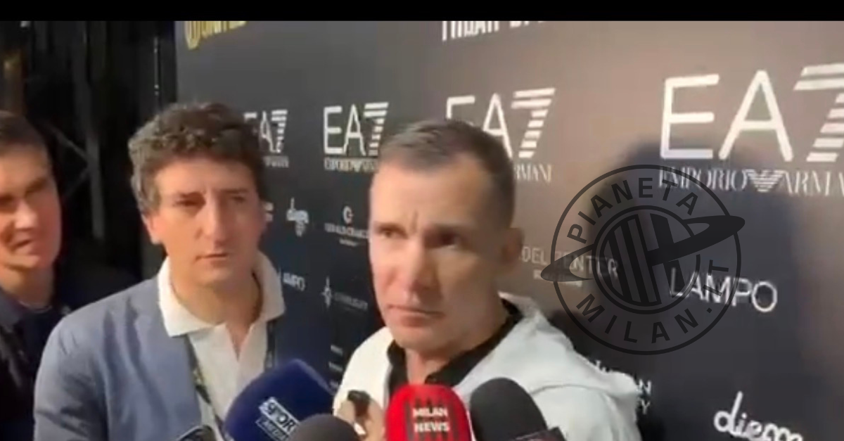 shevchenko modric ama i tifosi del milan allegri grande lavoro video da Pianetamilan.it shevchenko modric ama i tifosi del milan allegri grande lavoro video