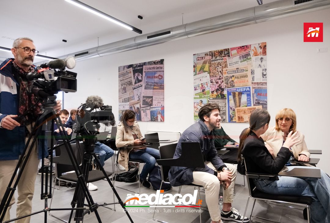 FOTO PALERMO, verso il Parma: mister Mignani in conferenza stampa (GALLERY) - immagine 3