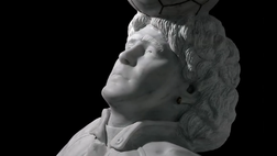 “Marmo-Dona”, il nuovo busto di Diego scolpito da Alessio Del Genio