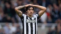 Newcastle, Howe difende Tonali: “Difficile per lui integrarsi ma è colpa dell’Italia”