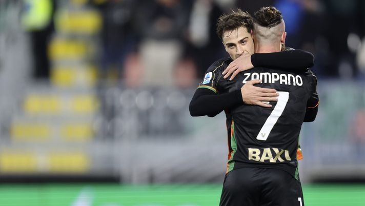 Serie A, Venezia-Cagliari 2-1: vittoria per Di Francesco. Lasciato l’ultimo posto - immagine 1