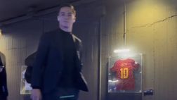 Il Napoli è arrivato all’Olimpico: i calciatori testano il terreno di gioco