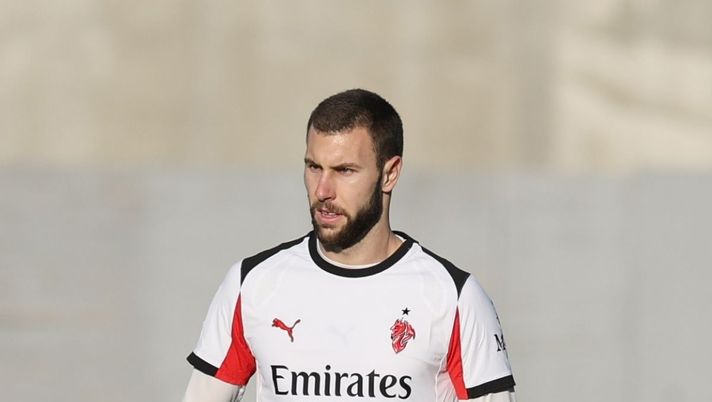 Non solo Maignan: il Milan avvia i contatti per il rinnovo di Pavlovic. Tutti i dettagli