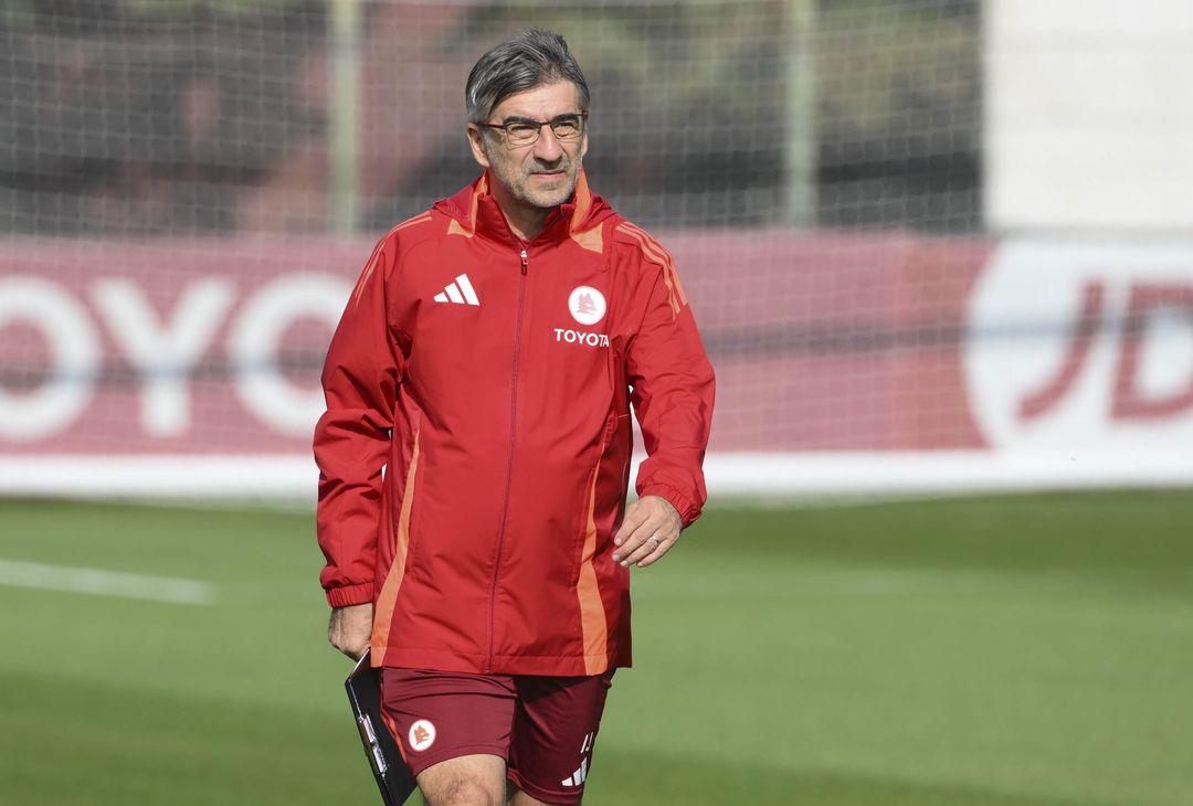 Roma, l’allenamento a Trigoria in vista della Dinamo Kiev – FOTO GALLERY - immagine 4