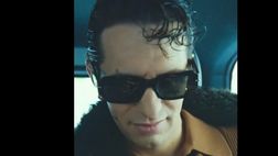 VIDEO / Mara Venier scrive ad Achille Lauro: “Non ce n’è per nessuno quando arrivi tu”