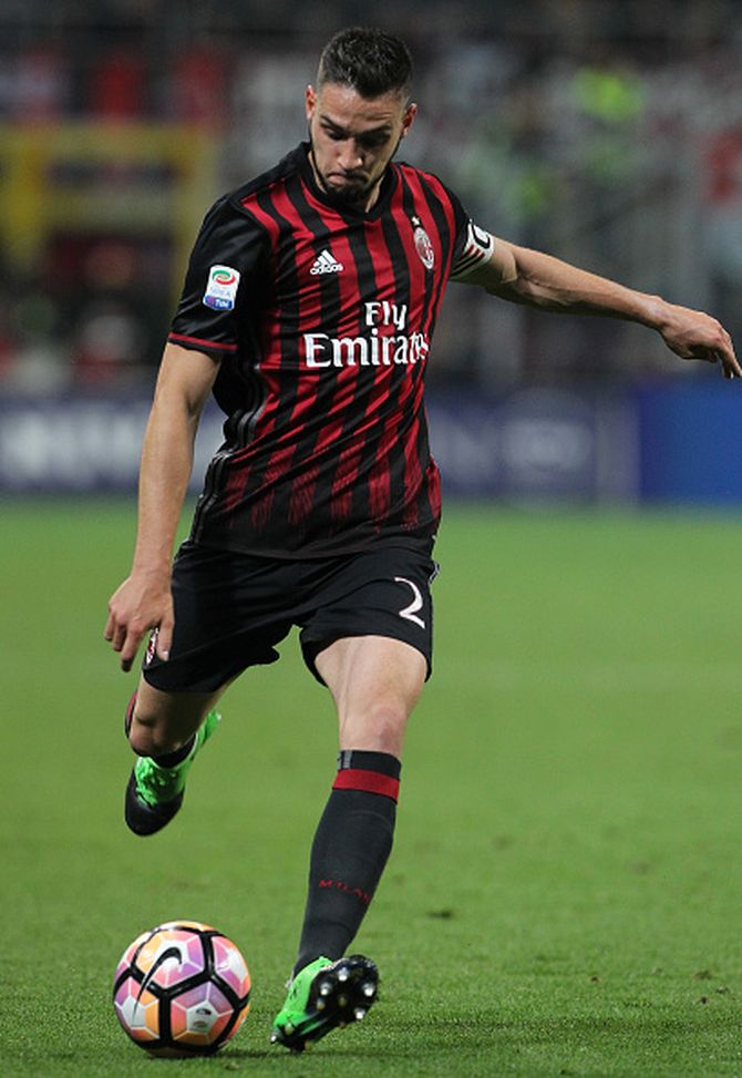 de-sciglio-milan-juventus-allegri-montella