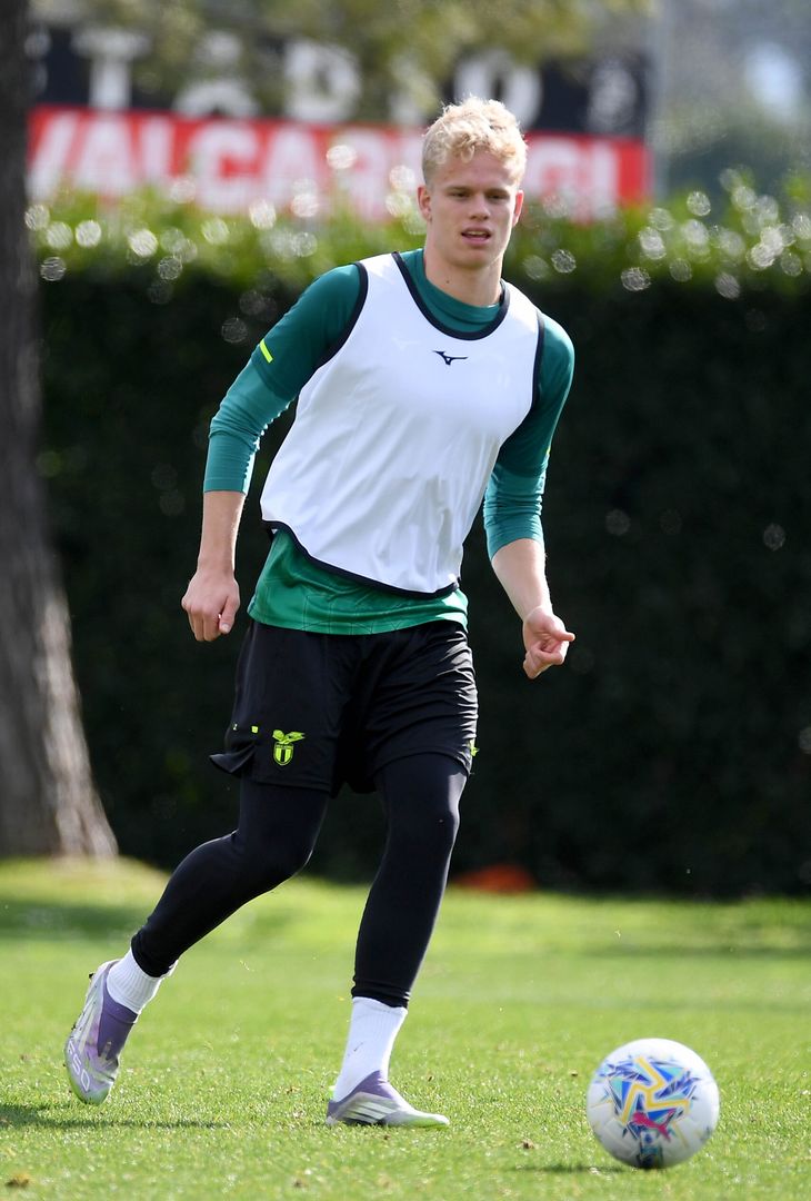 Lazio, prima del Bologna il ritiro a Coverciano: le foto dell’allenamento – GALLERY - immagine 33