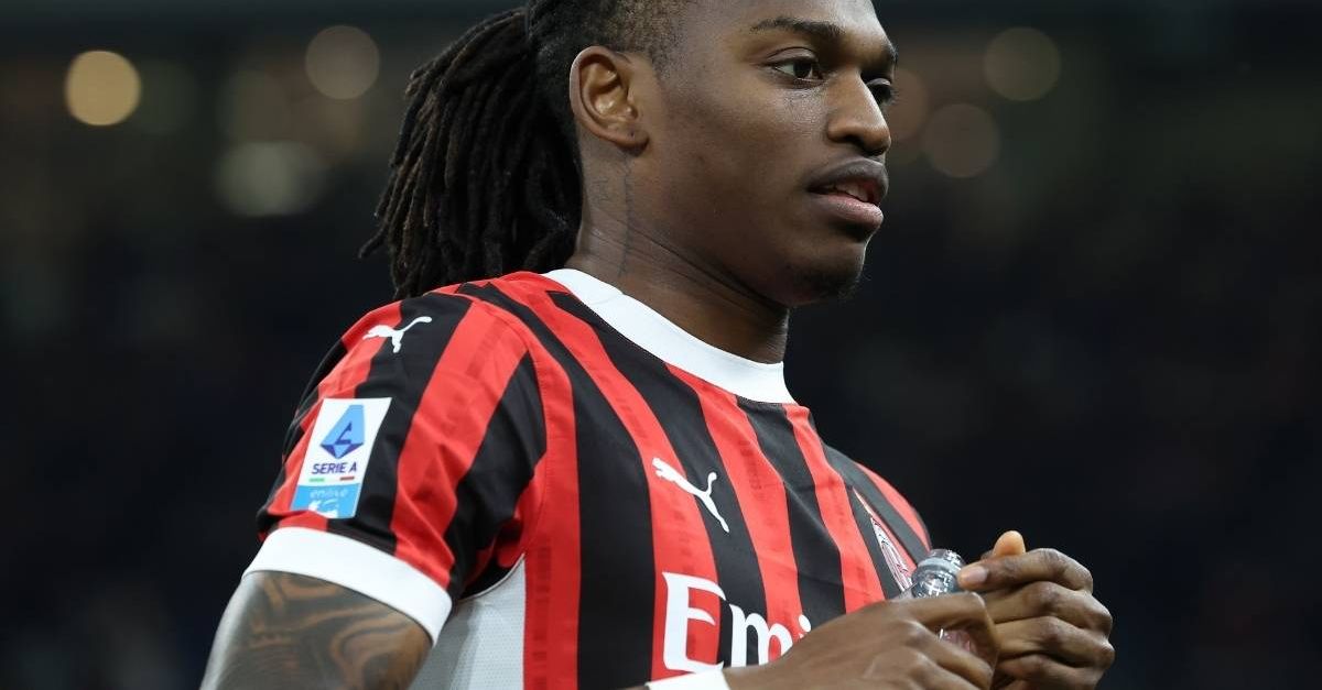 Milan, Tare: “Leao? Nessuna offerta, solo voci. Ecco cosa ci ha chiesto lui” Milan, Tare: “Leao? Nessuna offerta, solo voci. Ecco cosa ci ha chiesto lui”