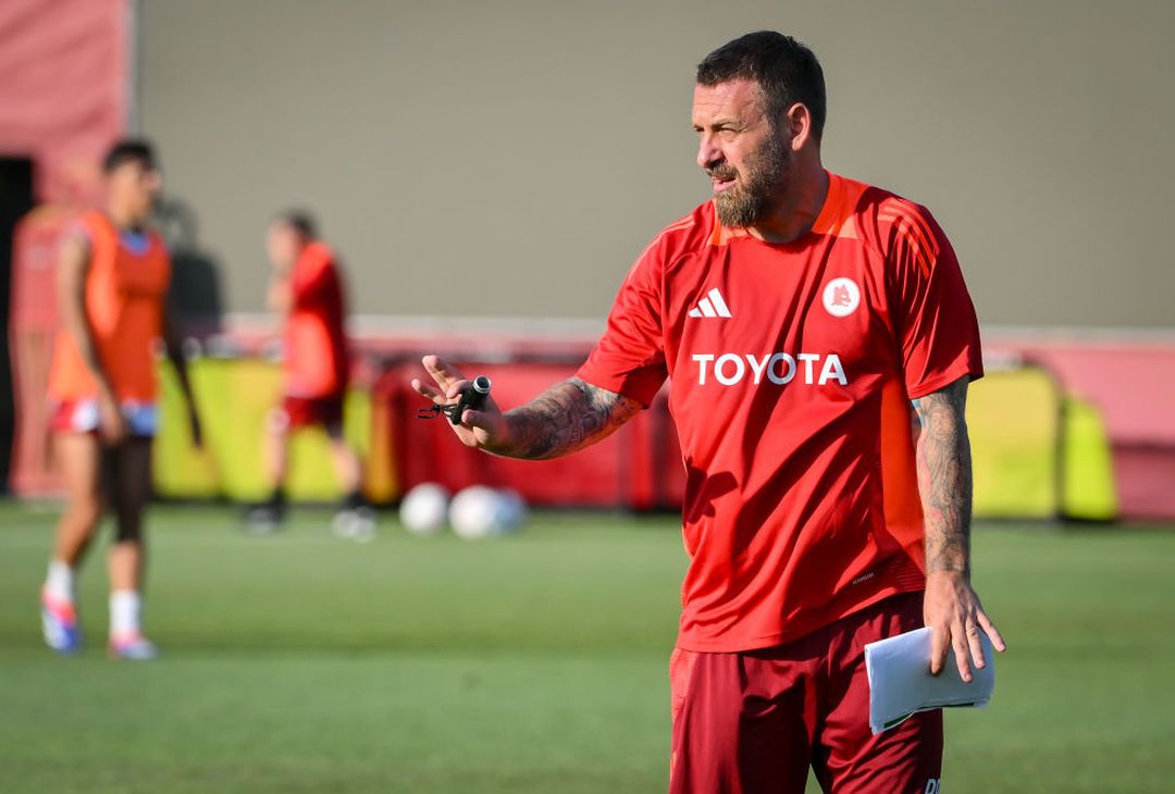 Trigoria, Dovbyk nel primo allenamento con i nuovi compagni – FOTO GALLERY - immagine 31