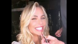 VIDEO / Ilary Blasi nel backstage del docufilm di Netflix, Unica