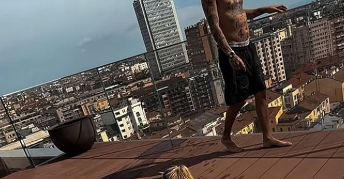 icardi in beneficienza borse e vestiti di wanda lei 232 a milano e prepara il trasloco