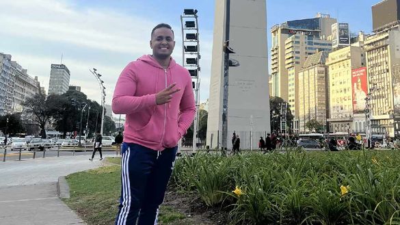 Messico, influencer si tatua Messi nonostante sia un accanito fan di Cristiano Ronaldo- immagine 4