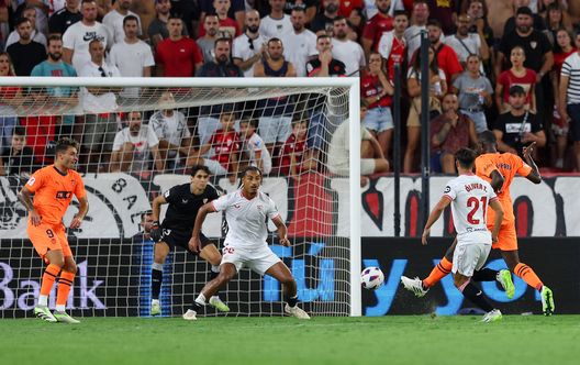 Riti e comunità, Siviglia-Valencia: il calcio raccontato dalle città- immagine 2