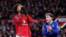 Zirkzee, flop da titolare e crollo contro l’Everton dei Friedkin: cessione vicina