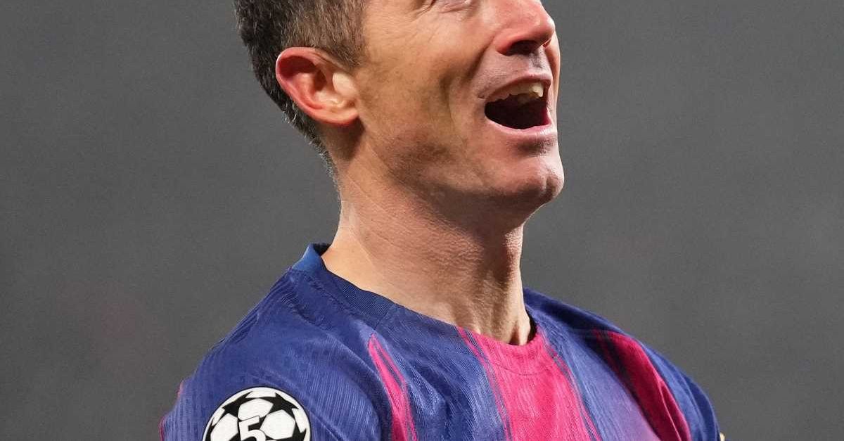 Lewandowski possibilità per il Milan? La moglie: “Non sappiamo cosa succederà dopo il Barcellona” Lewandowski possibilità per il Milan? La moglie: “Non sappiamo cosa succederà dopo il Barcellona”