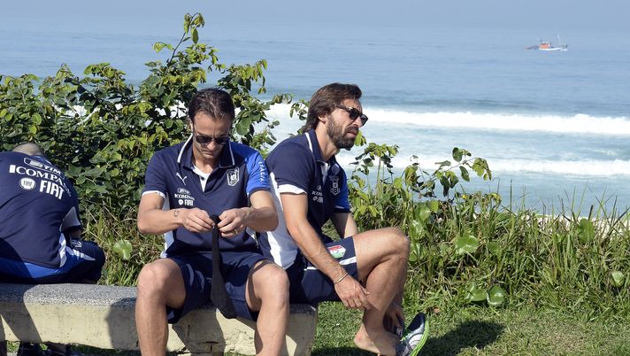 Genova, le panchine da derby dei due ex compagni: Gila da una parte e Pirlo dall’altra… - immagine 1