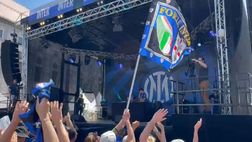 VIDEO FCIN1908 / Inter, a Monaco cresce l’attesa dei tifosi: cori e applausi a Odeonsplatz