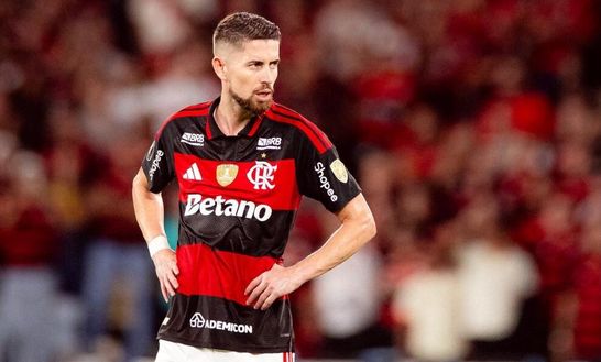 Jorginho in campo con la casacca del Flamengo (vs Estudiantes de la Plata; Copa Sudamericana, 21 maggio)