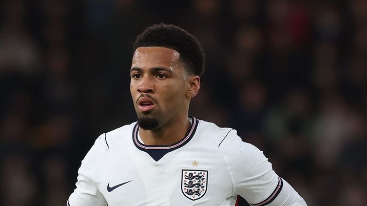 Ethan Nwaneri, qui in campo con la maglia dell'Inghilterra