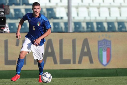 Ex Inter, esordio per Pirola in Europa League: debutto in Lione-Olympiakos- immagine 2